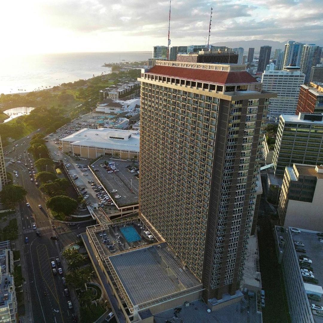Ocean View Room At Ala Moana Fees Include Honolulu Exteriör bild
